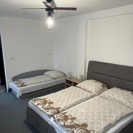 Penzion Vilo Bratislava Extérieur photo